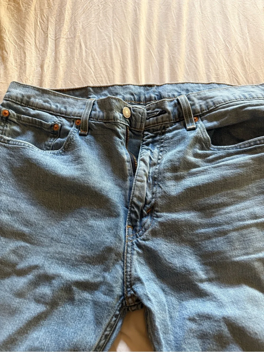 Levi's Light Blue Relaxed Fit Men's Jeans